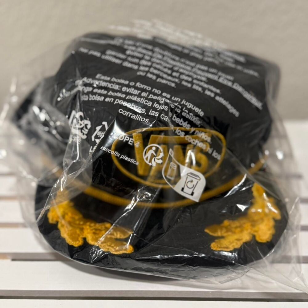 Vans black embroidered hat NWT - Picture 2 of 8